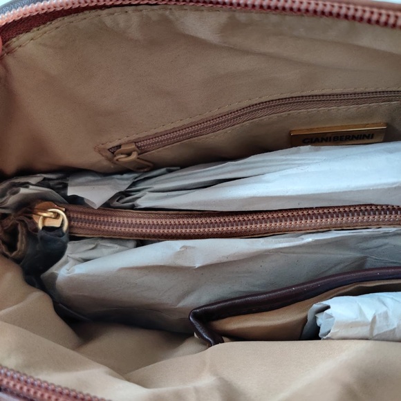 GIANI BERNINI Ostrich-Embossed Dome Satchel handbag - Picture 8 of 9